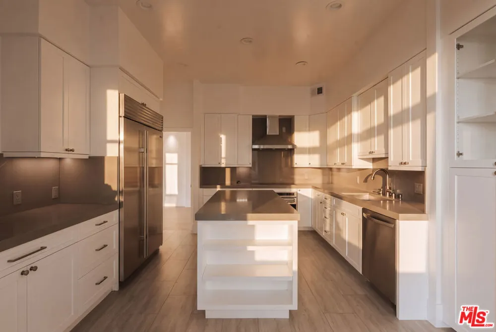 515 Ocean Avenue #SPHC Santa Monica, CA 90402