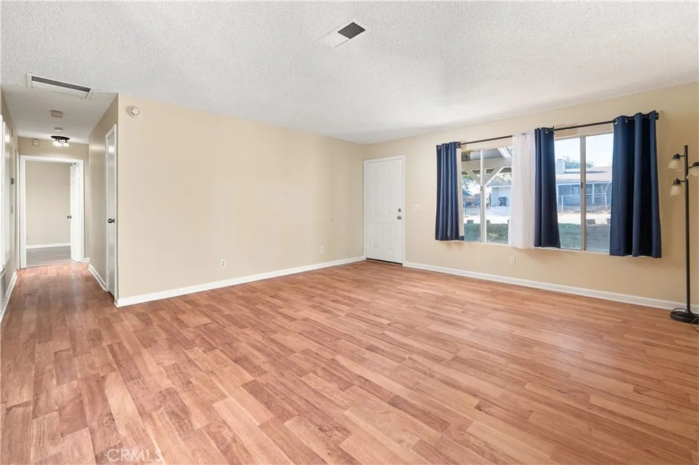 17837 Joshua Grove Avenue Lake Los Angeles, CA 93591