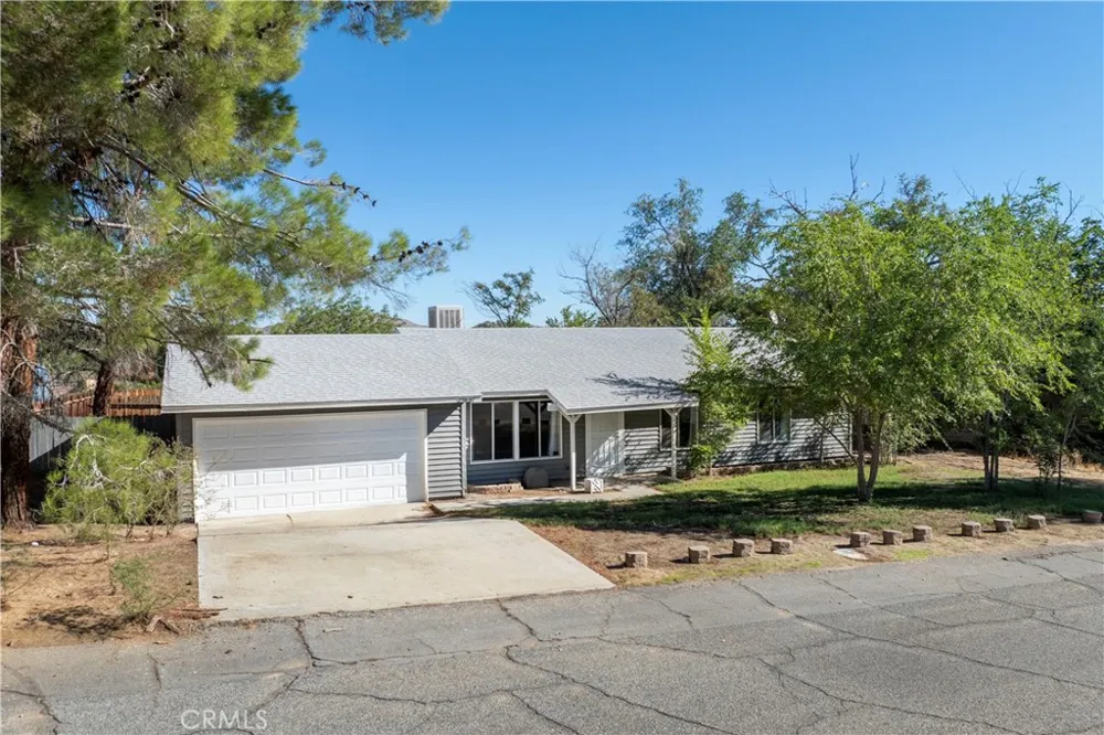 17837 Joshua Grove Avenue Lake Los Angeles, CA 93591