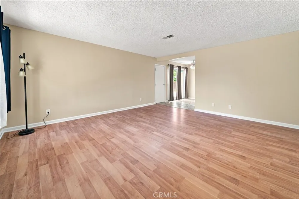17837 Joshua Grove Avenue Lake Los Angeles, CA 93591