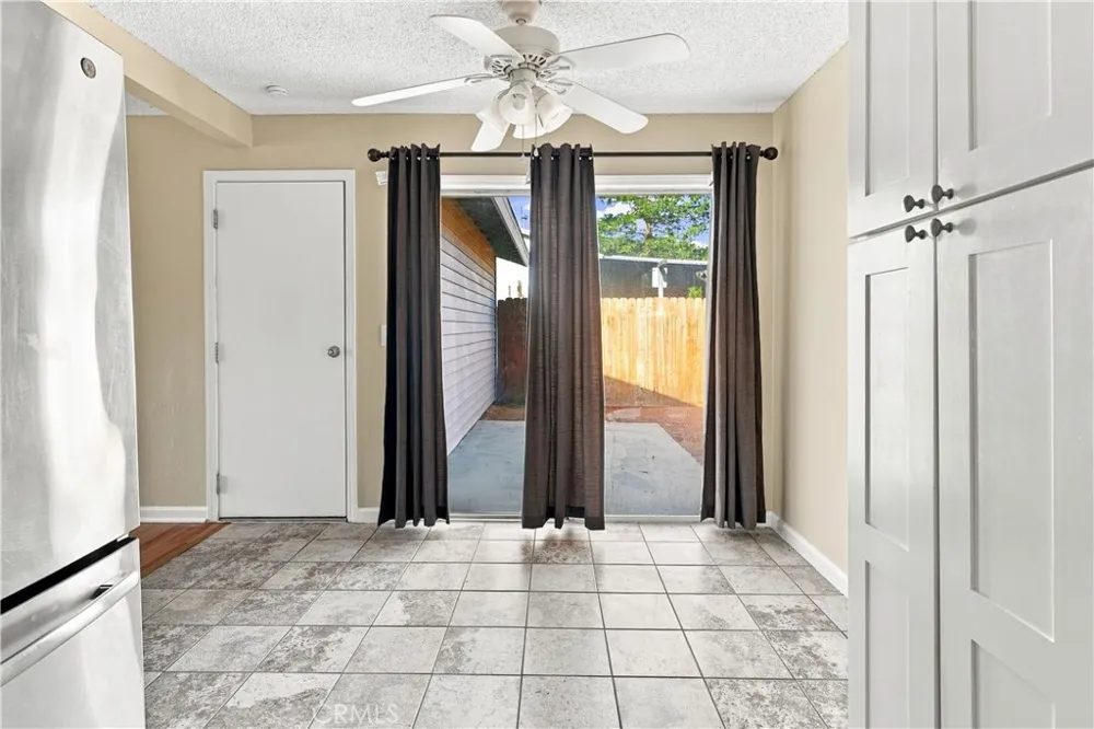 17837 Joshua Grove Avenue Lake Los Angeles, CA 93591