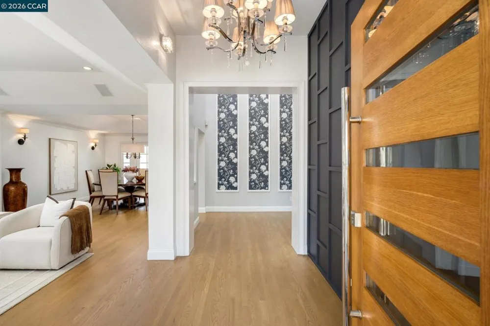 7 Eastward Ln Danville, CA 94506