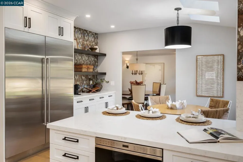 7 Eastward Ln Danville, CA 94506
