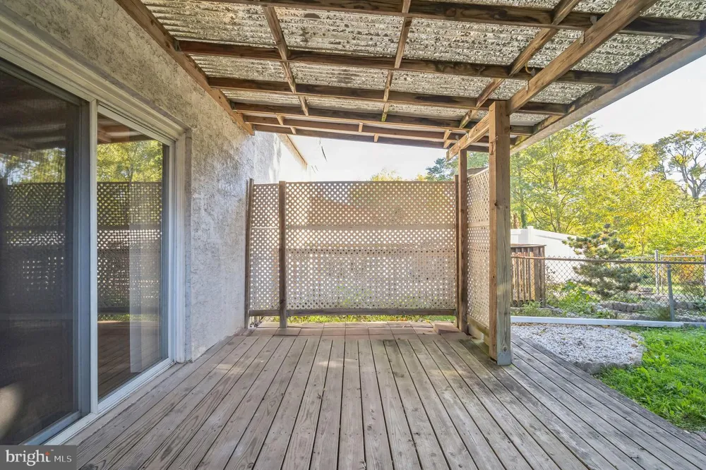 127 SUTCLIFFE LANE Conshohocken, PA 19428
