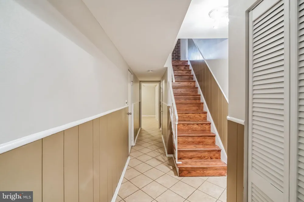 127 SUTCLIFFE LANE Conshohocken, PA 19428