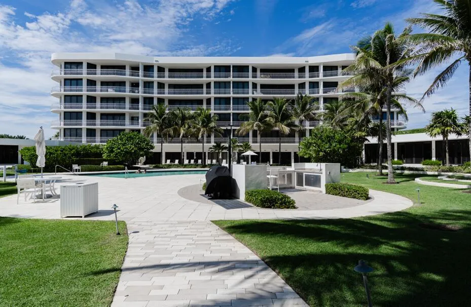 2000 S Ocean Boulevard Palm Beach, FL 33480