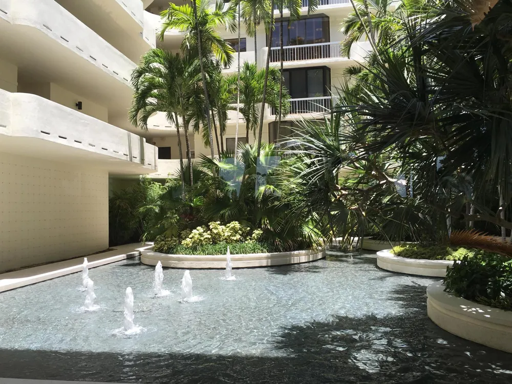 2000 S Ocean Boulevard Palm Beach, FL 33480