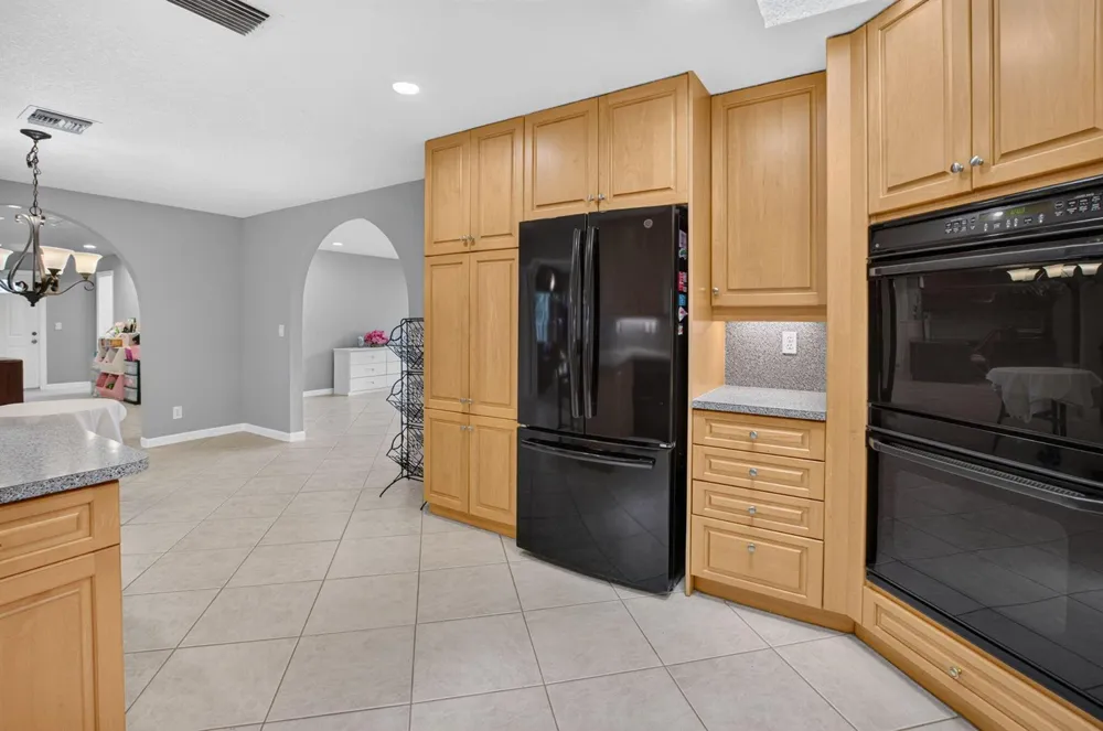 4746 Canal Drive Lake Worth, FL 33463