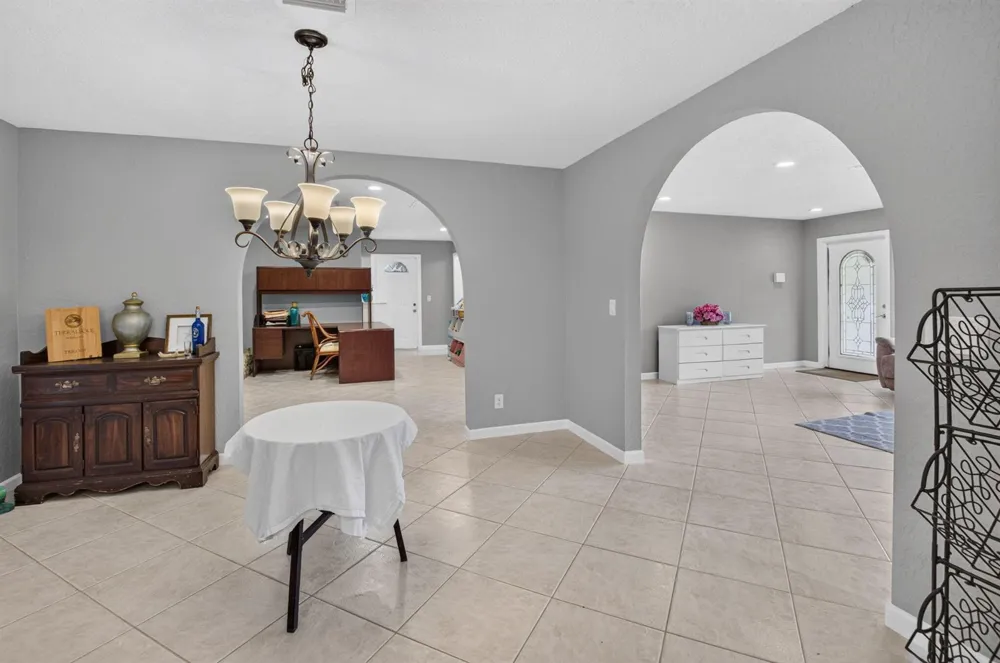 4746 Canal Drive Lake Worth, FL 33463