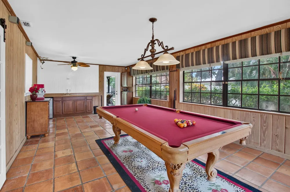 4746 Canal Drive Lake Worth, FL 33463