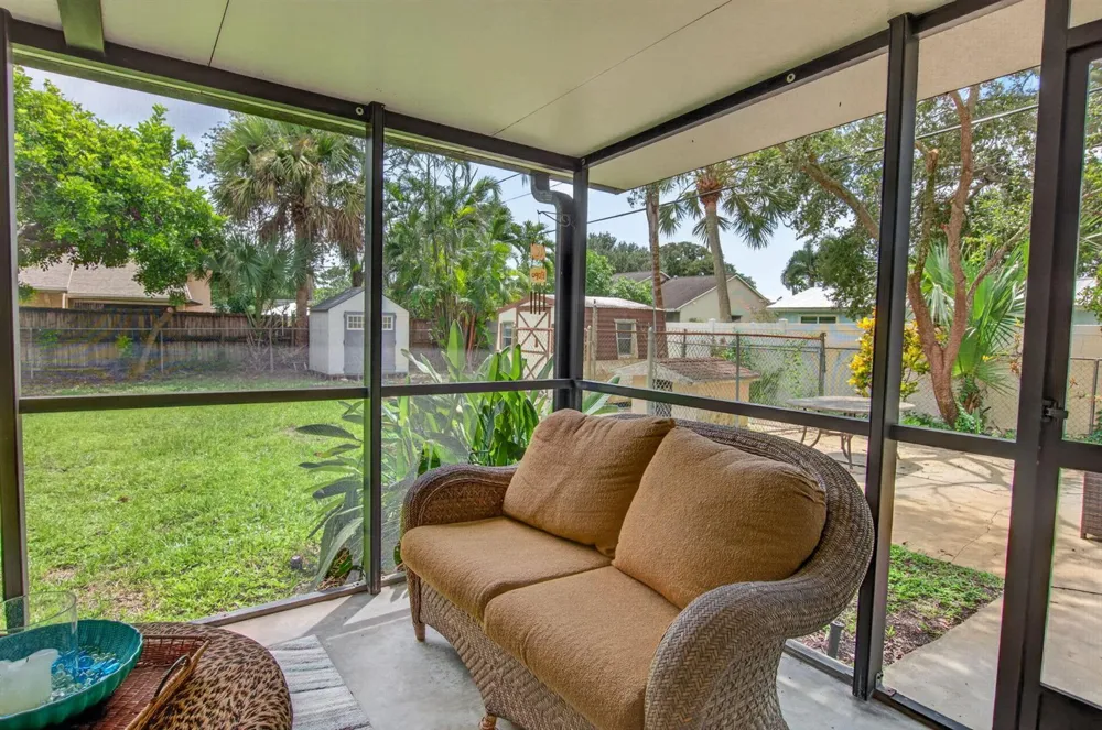 4746 Canal Drive Lake Worth, FL 33463