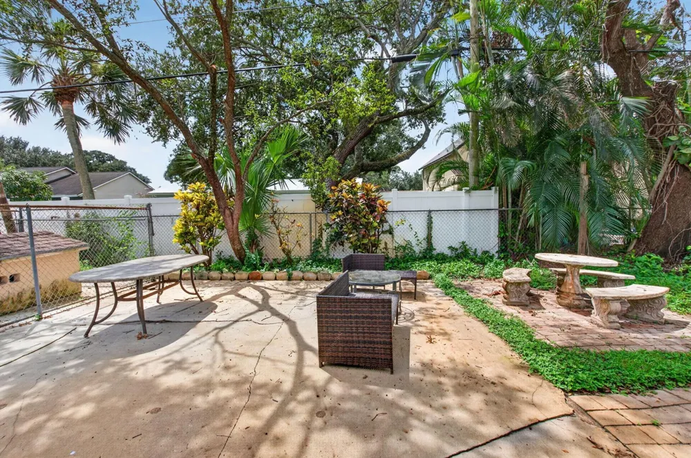 4746 Canal Drive Lake Worth, FL 33463