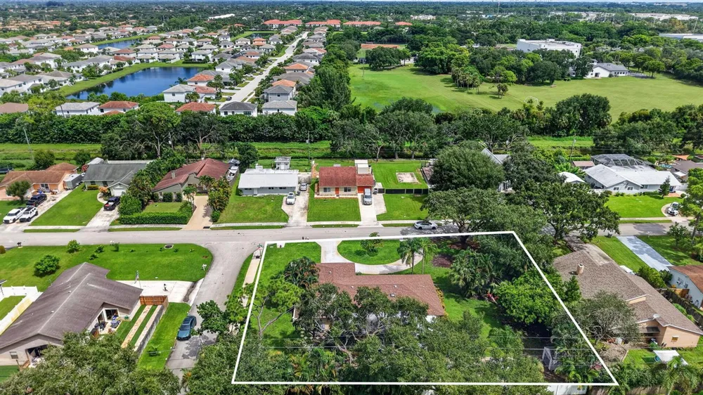 4746 Canal Drive Lake Worth, FL 33463