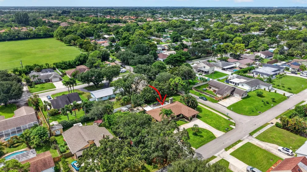 4746 Canal Drive Lake Worth, FL 33463