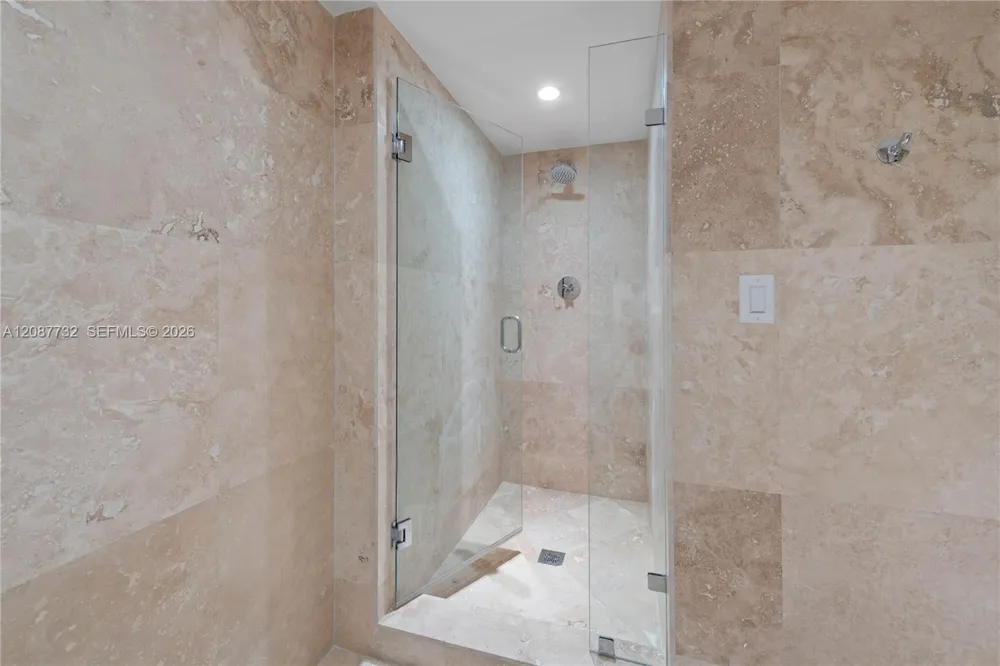 102 24th St #1531 Miami Beach, FL 33139