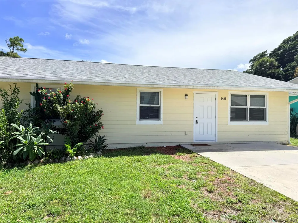 3438 SE IRIS STREET Stuart, FL 34997
