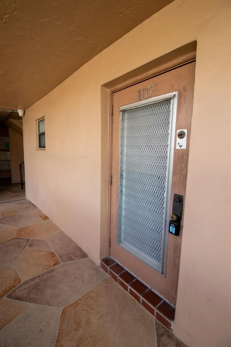 10100 NW 30th Court #107 Sunrise, FL 33322
