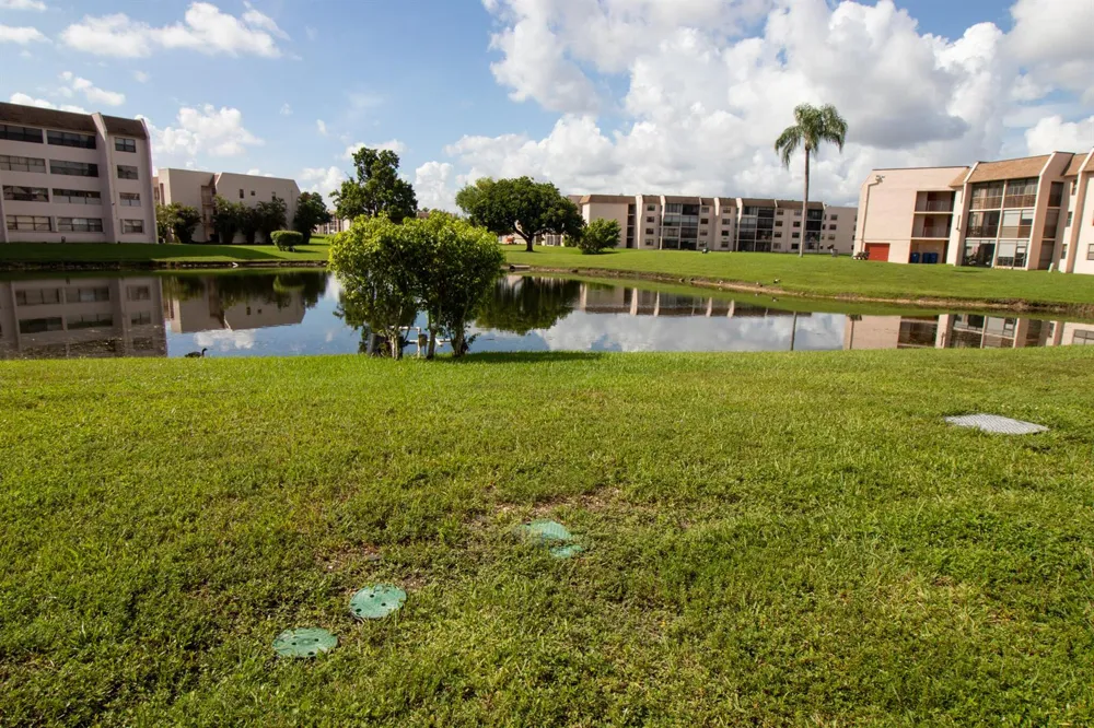 10100 NW 30th Court #107 Sunrise, FL 33322