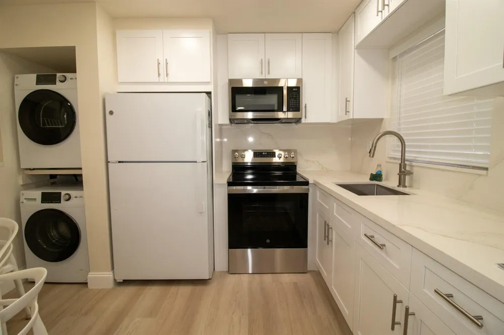 10100 NW 30th Court #107 Sunrise, FL 33322