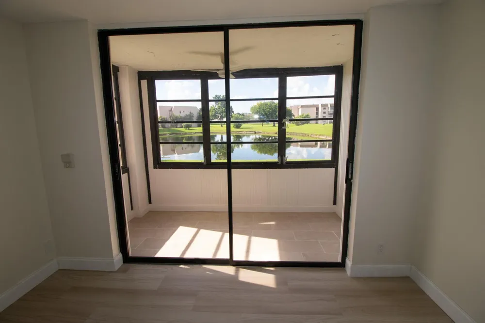 10100 NW 30th Court #107 Sunrise, FL 33322