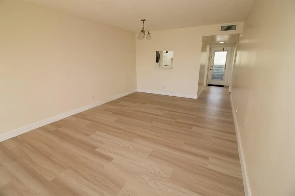 10100 NW 30th Court #107 Sunrise, FL 33322