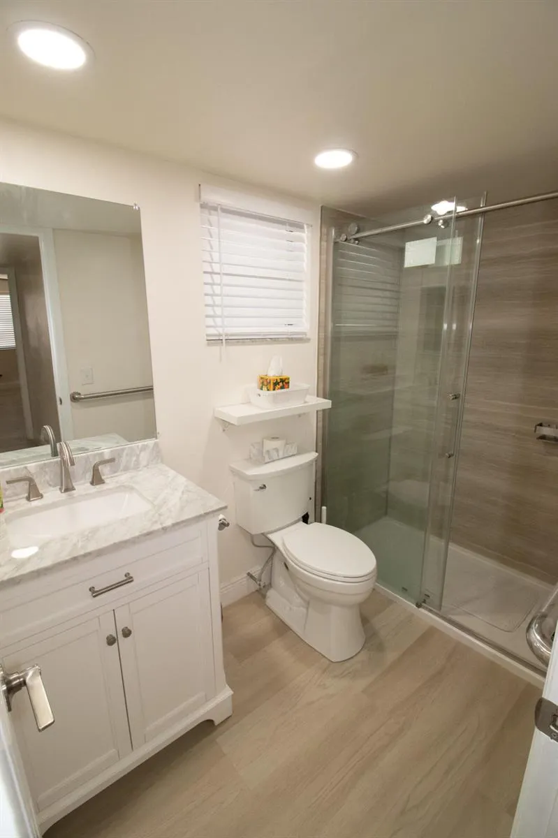 10100 NW 30th Court #107 Sunrise, FL 33322