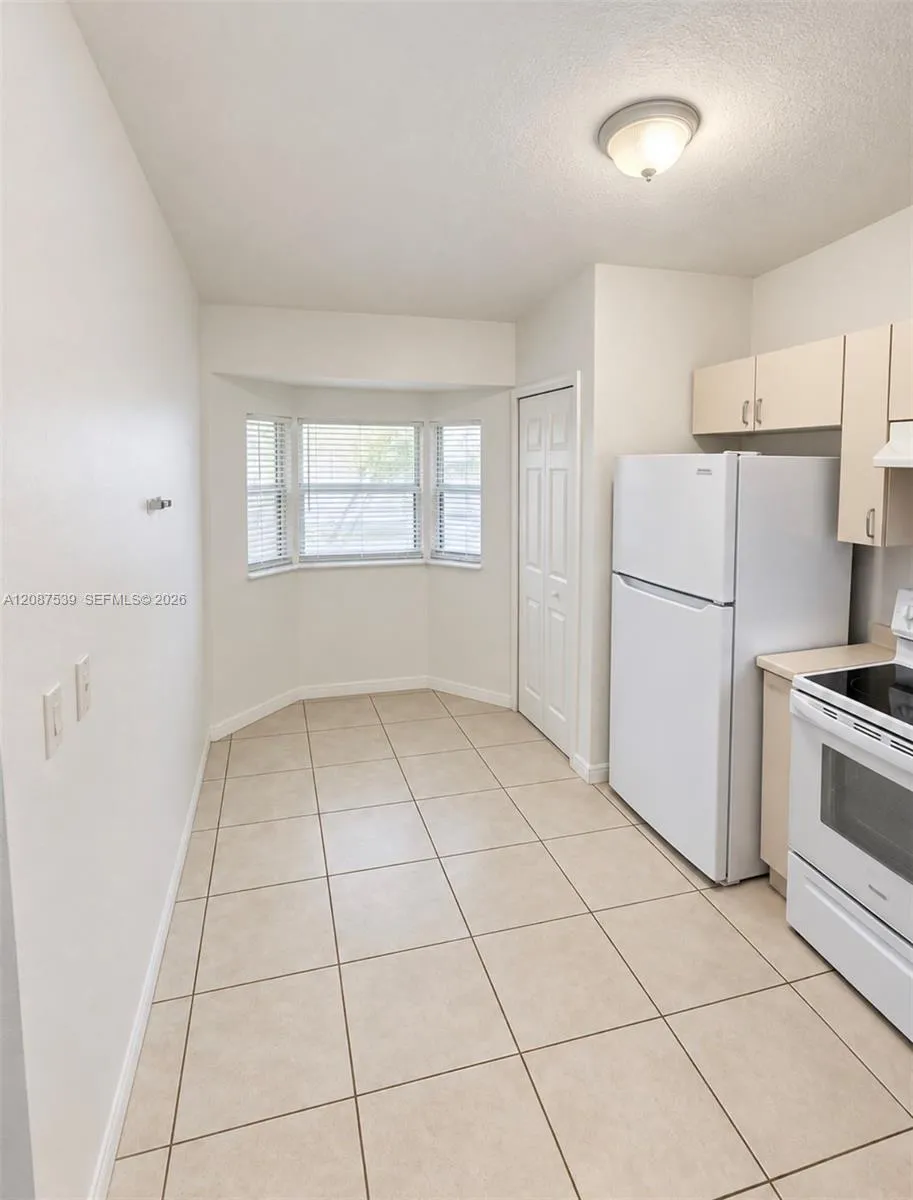 1250 SE 28th Ct #204 Homestead, FL 33035
