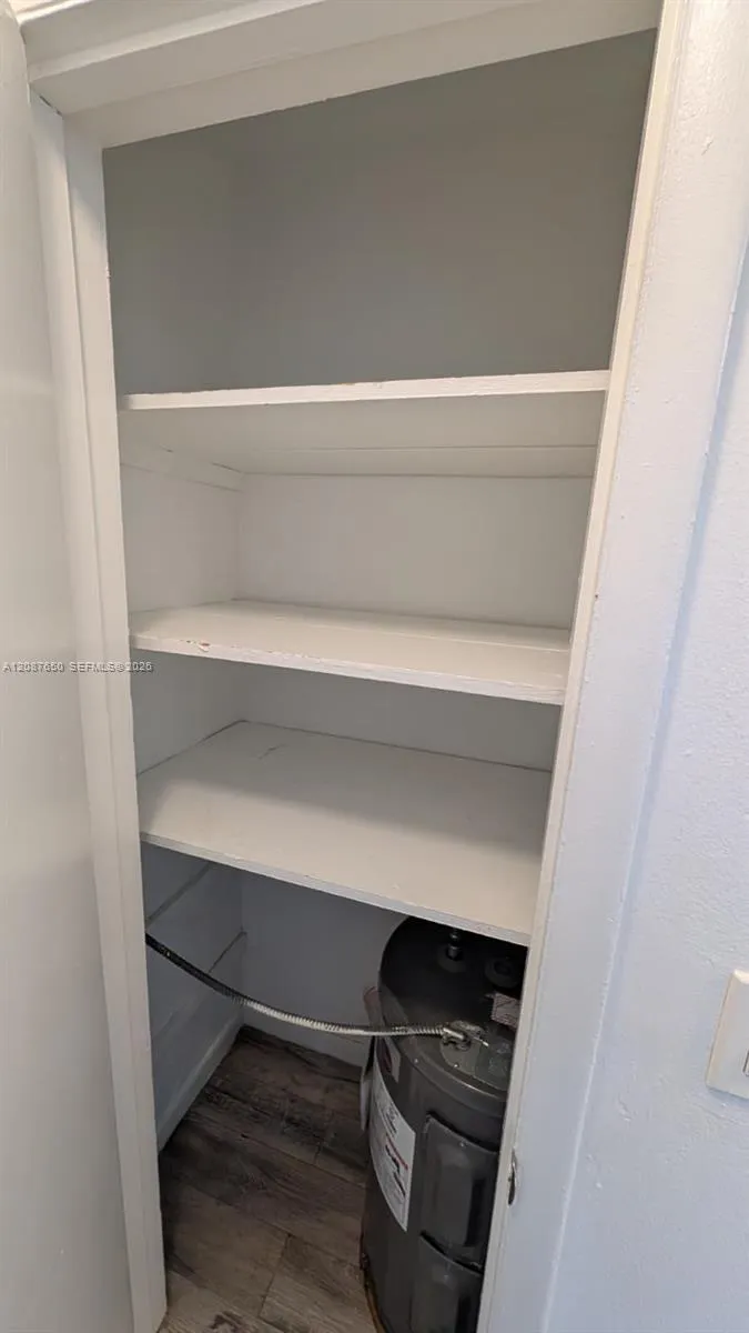 16911 NE 21st Ave #8 North Miami Beach, FL 33162