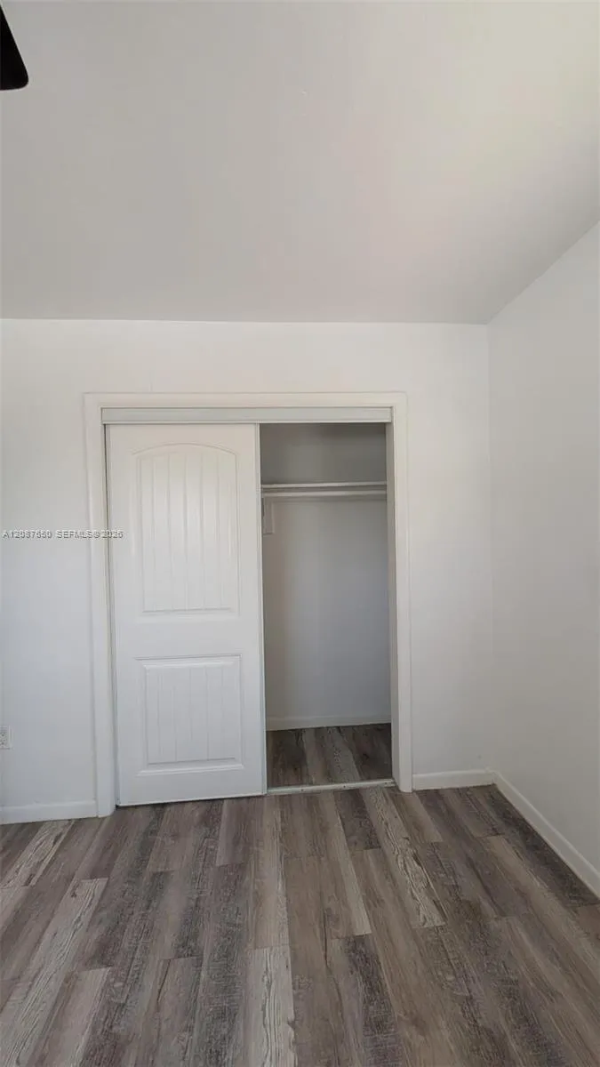 16911 NE 21st Ave #8 North Miami Beach, FL 33162