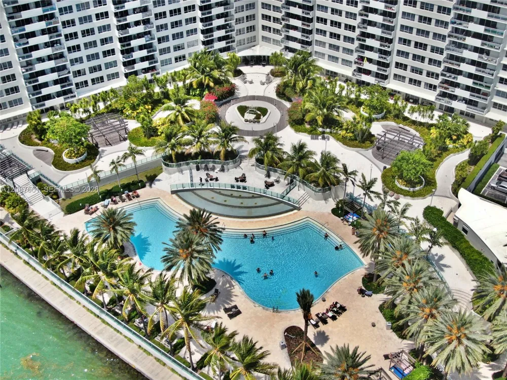 1500 Bay Rd #1220S Miami Beach, FL 33139