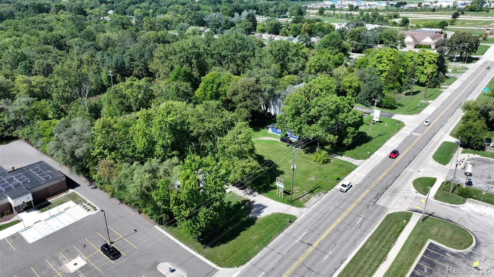 1192 S Belsay Road Burton City, MI 48509