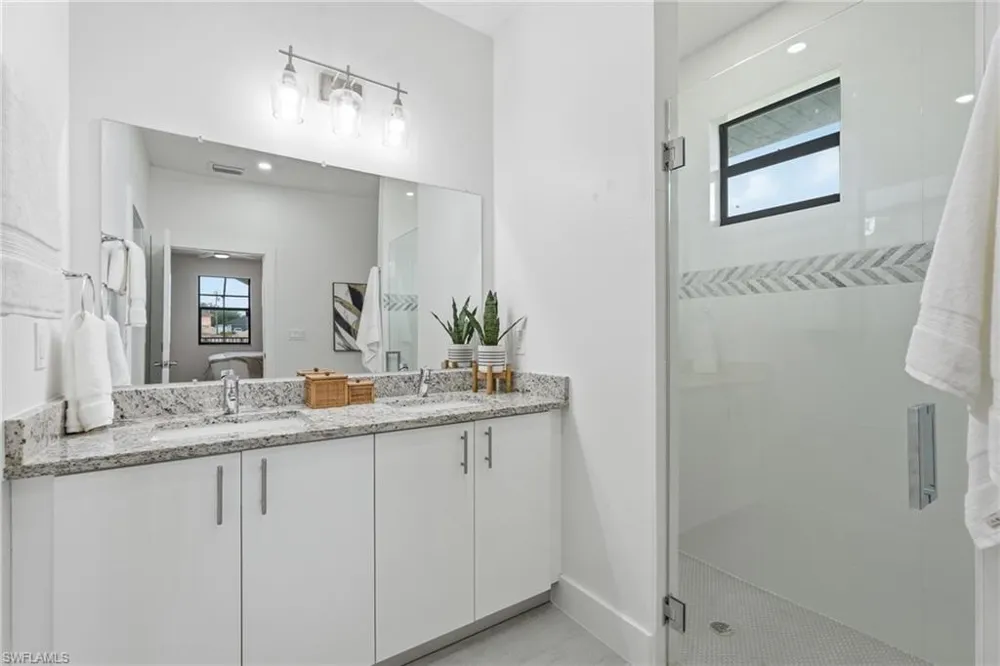 1431 NW 17th Avenue Cape Coral, FL 33993