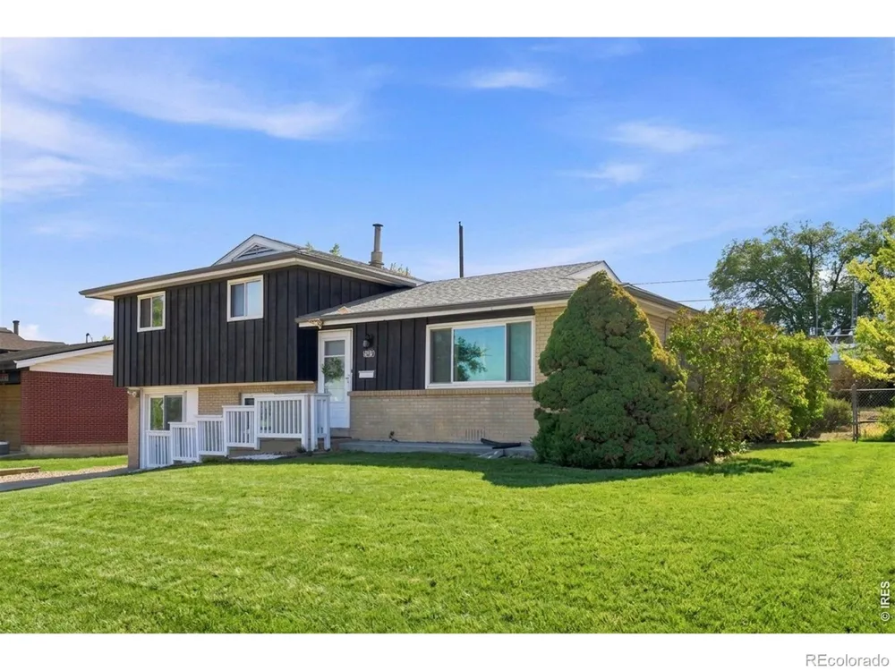 8290 Louise Drive Denver, CO 80221