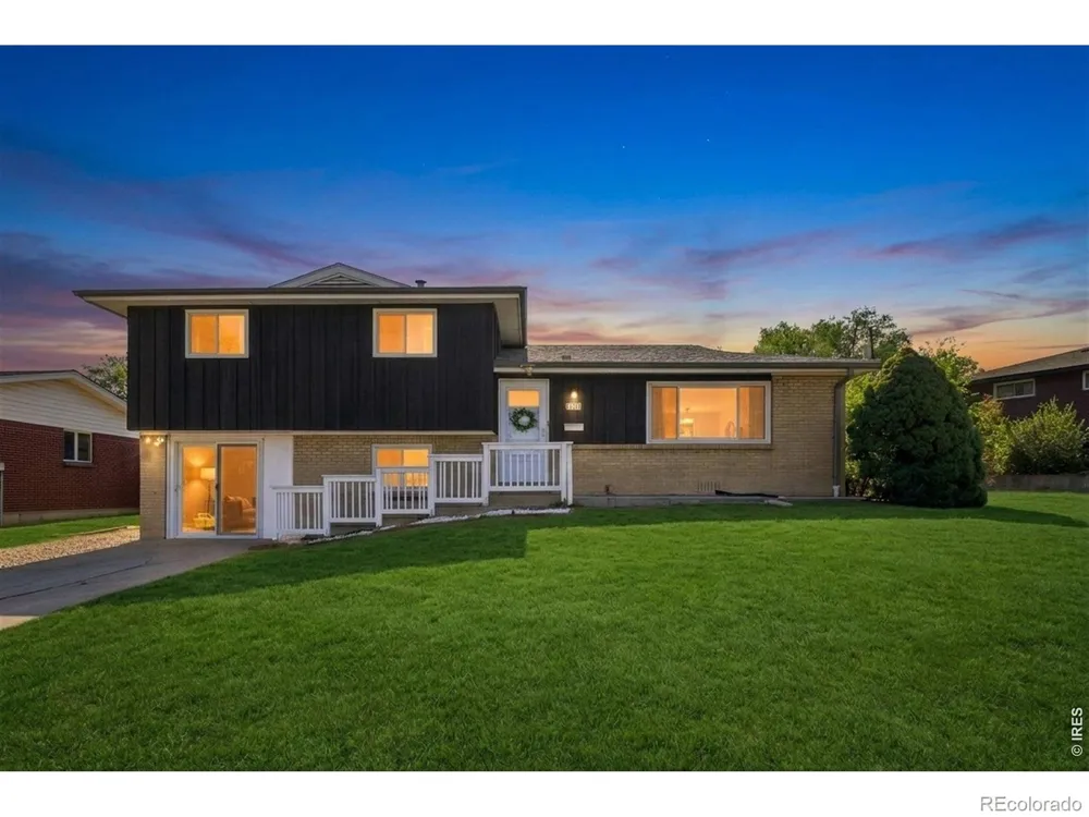 8290 Louise Drive Denver, CO 80221