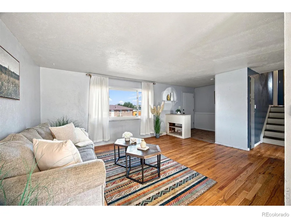 8290 Louise Drive Denver, CO 80221