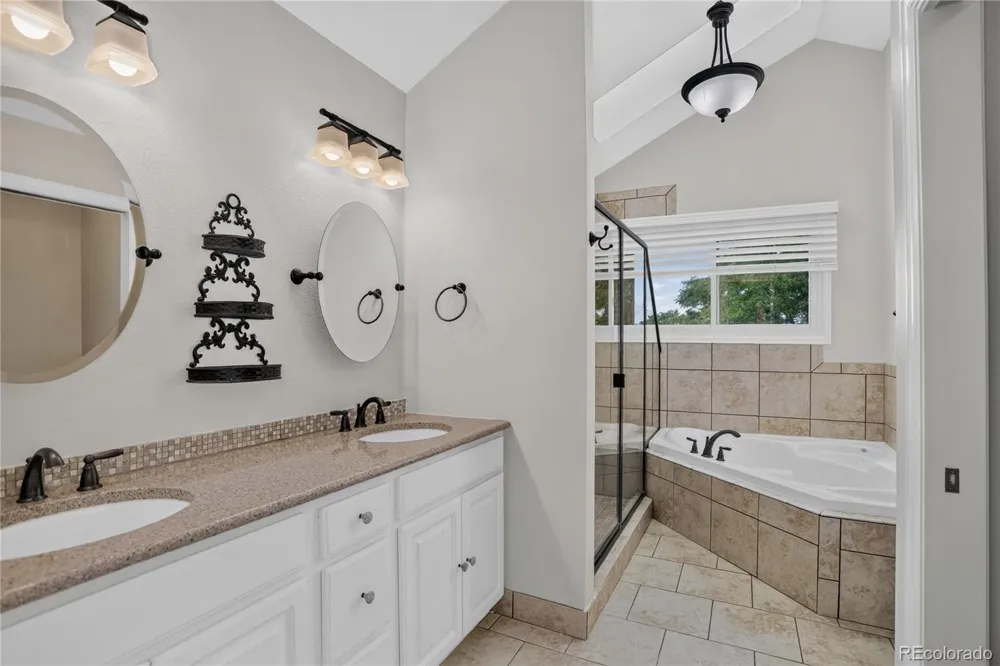 9419 Yale Lane Highlands Ranch, CO 80130
