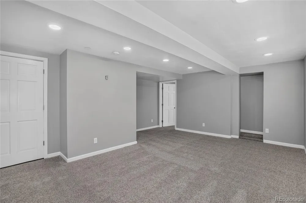 9419 Yale Lane Highlands Ranch, CO 80130