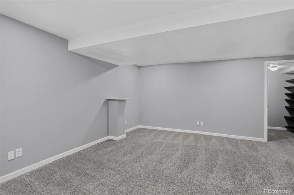 9419 Yale Lane Highlands Ranch, CO 80130