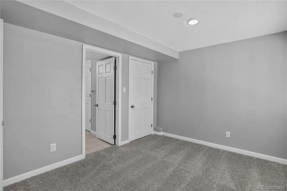 9419 Yale Lane Highlands Ranch, CO 80130