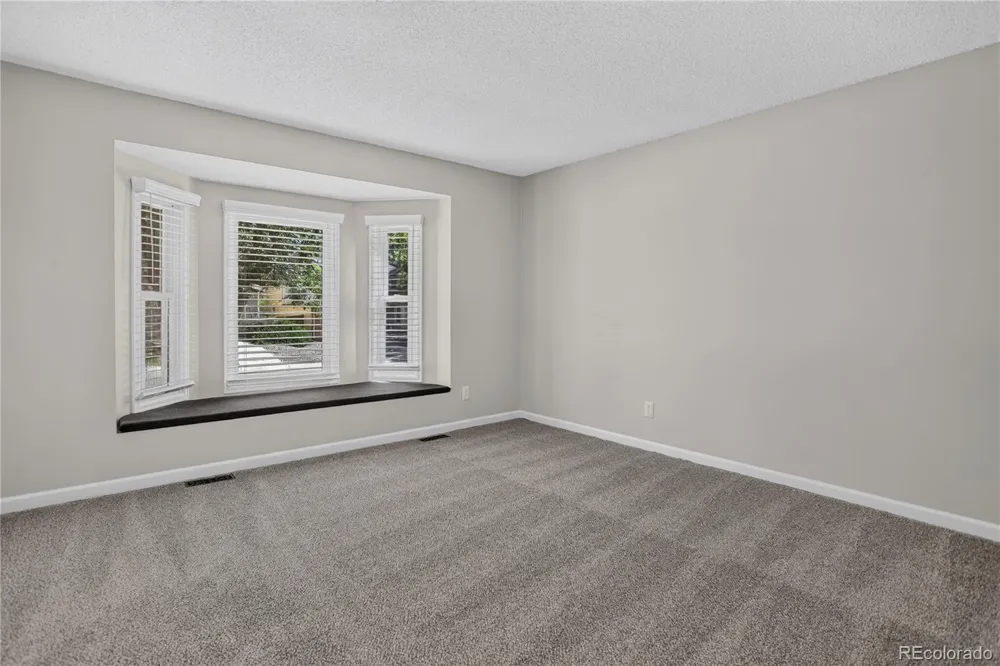 9419 Yale Lane Highlands Ranch, CO 80130