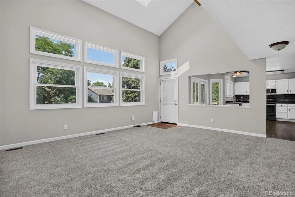 9419 Yale Lane Highlands Ranch, CO 80130
