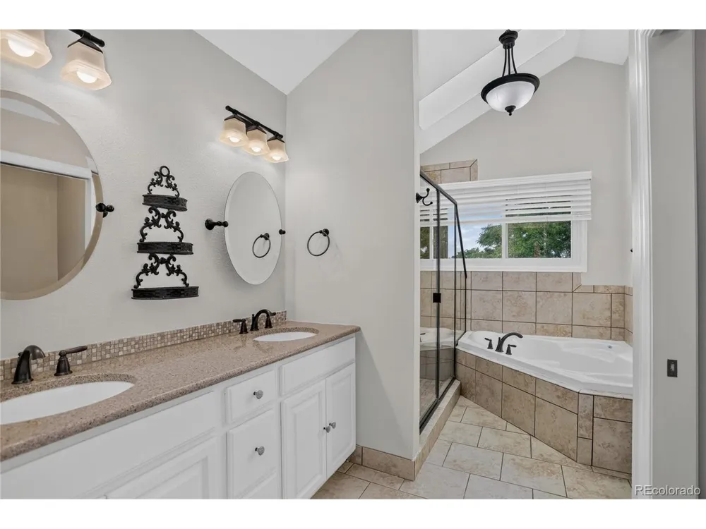 9419 Yale Lane Highlands Ranch, CO 80130