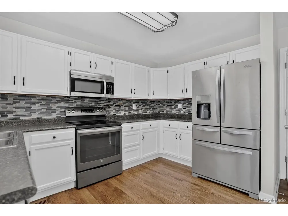 9419 Yale Lane Highlands Ranch, CO 80130