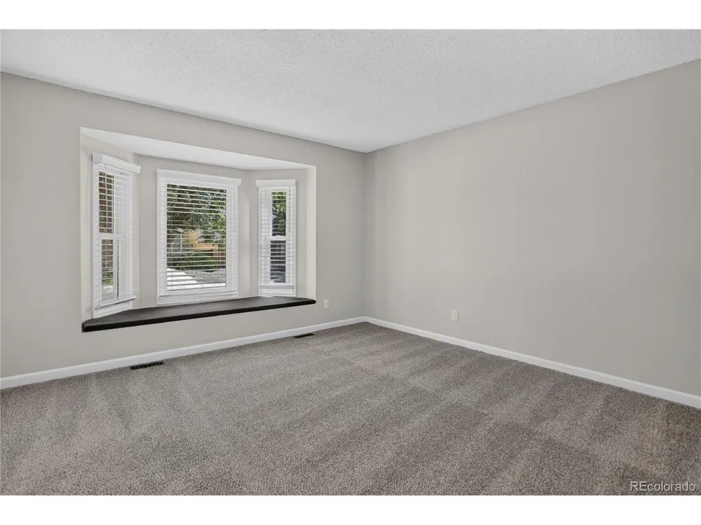 9419 Yale Lane Highlands Ranch, CO 80130