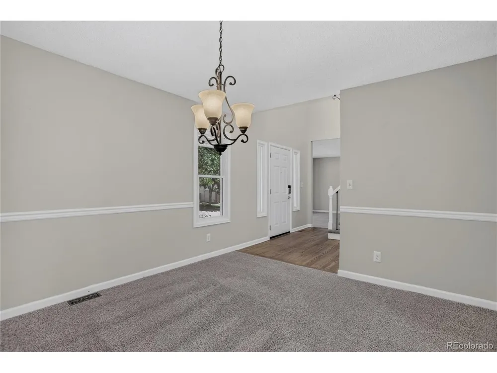 9419 Yale Lane Highlands Ranch, CO 80130