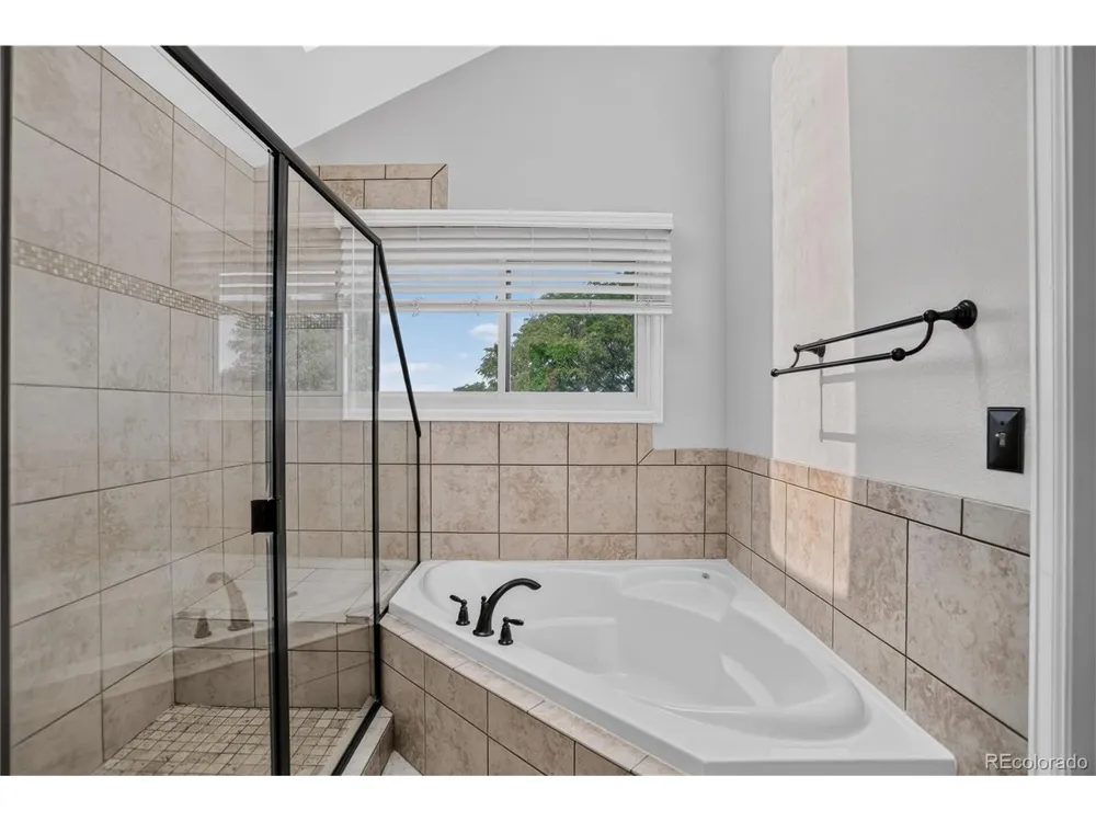 9419 Yale Lane Highlands Ranch, CO 80130