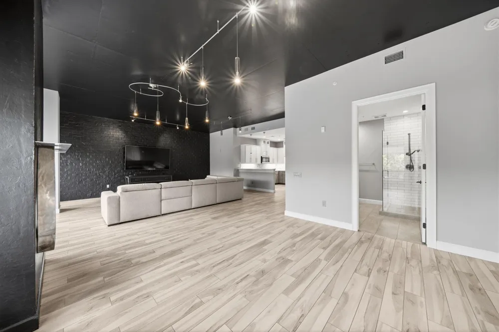 3 Waterway Court #1B The Woodlands, TX 77380