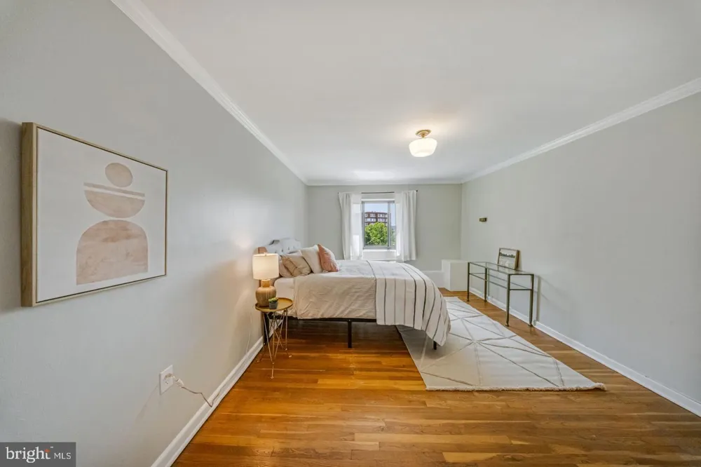 1300 ARLINGTON RIDGE #708 Arlington, VA 22202