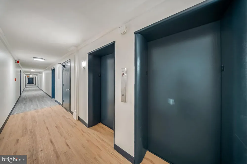 1300 ARLINGTON RIDGE #708 Arlington, VA 22202