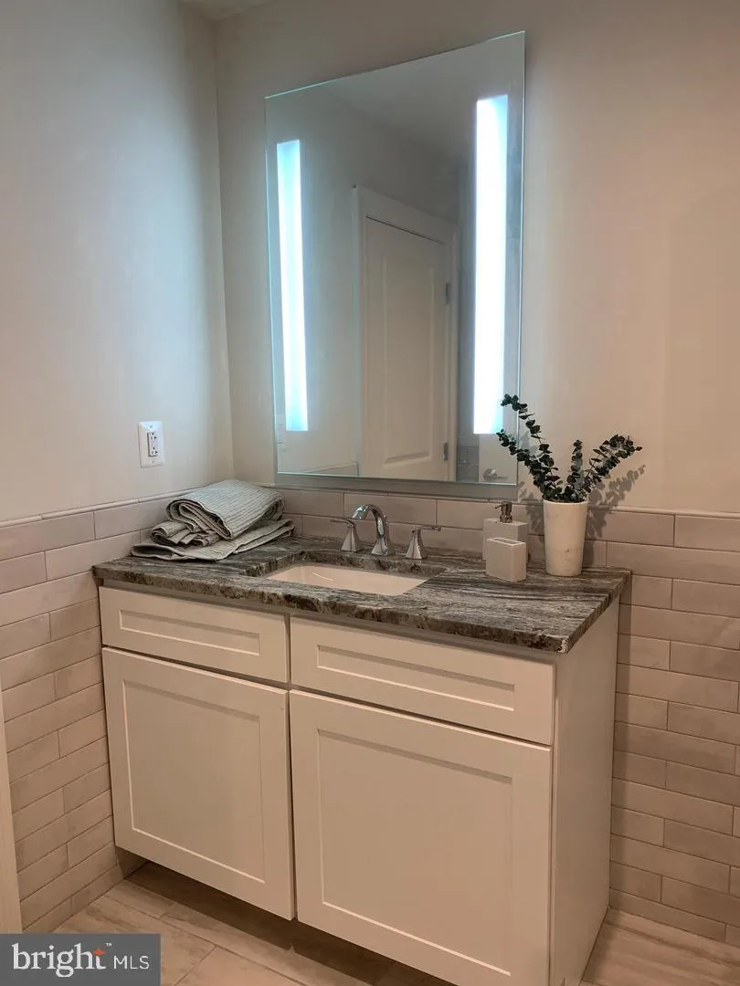 2130 ARCH STREET #212 Philadelphia, PA 19103